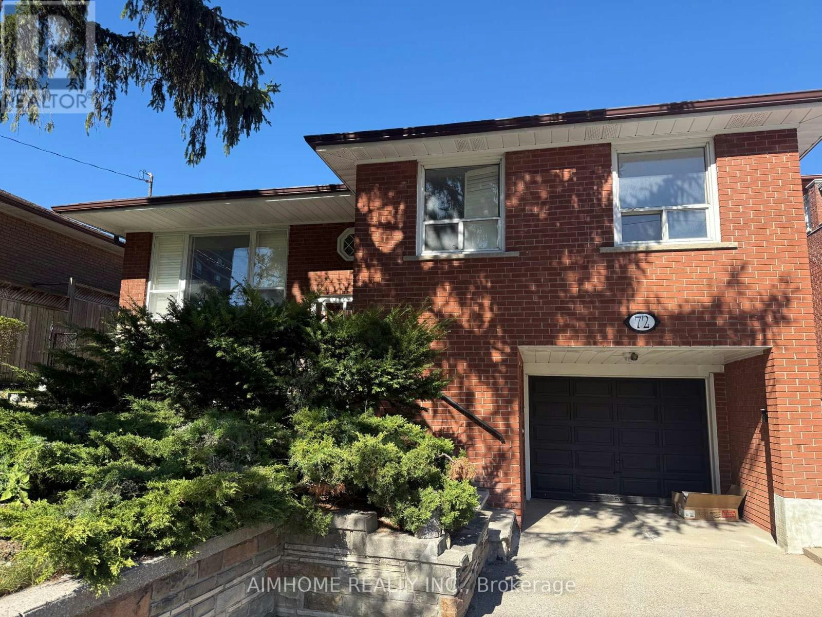 BSMT 2-72 La Rose Avenue, Toronto, ON, M9P 1B1