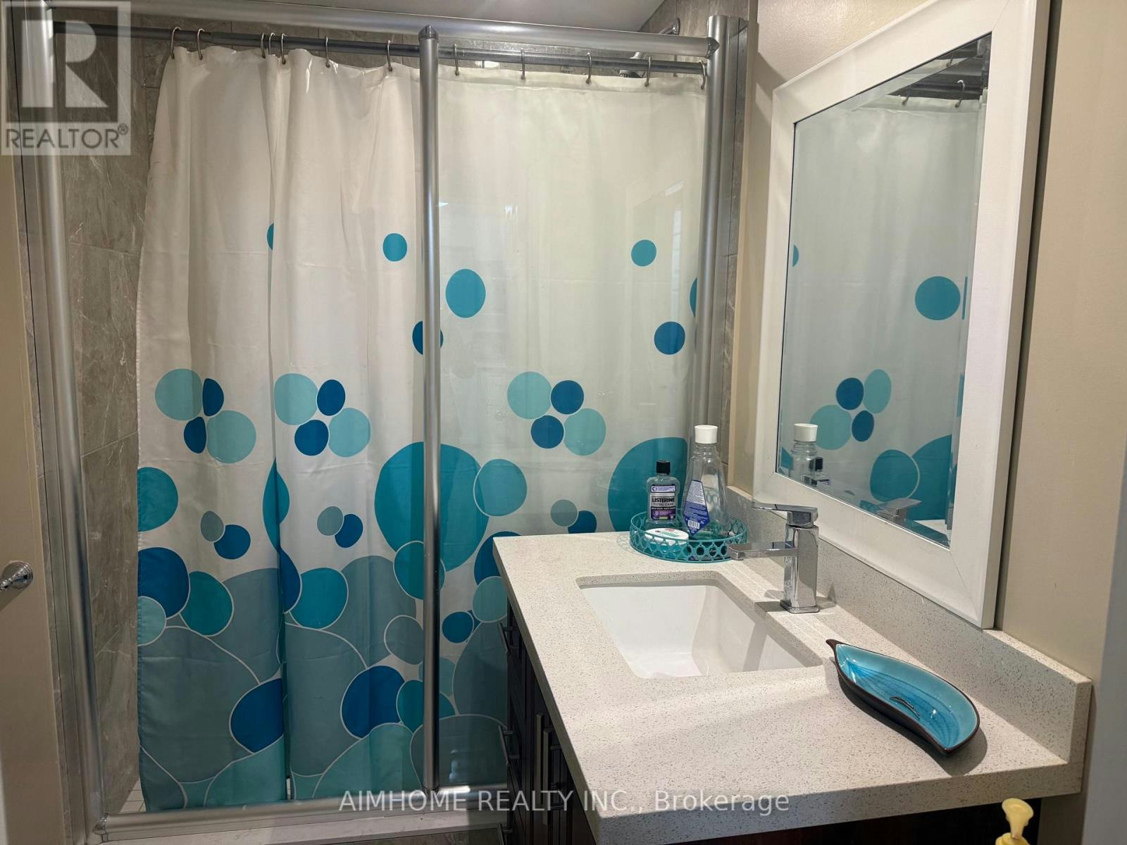 BSMT 2-72 La Rose Avenue, Toronto, ON, M9P 1B1 - 6