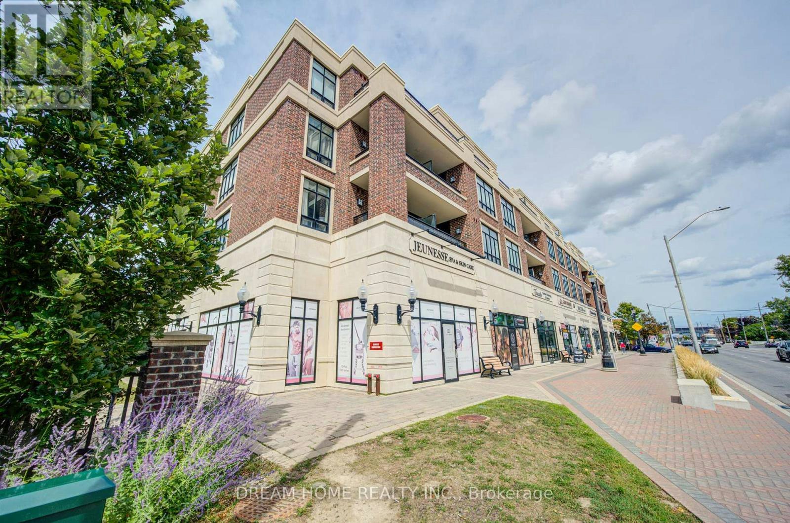 322-2396 Major Mackenzie Drive, Vaughan, ON, L6A 4Y1