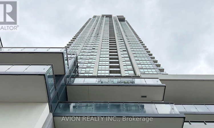 1806-3975 Grand Park Drive