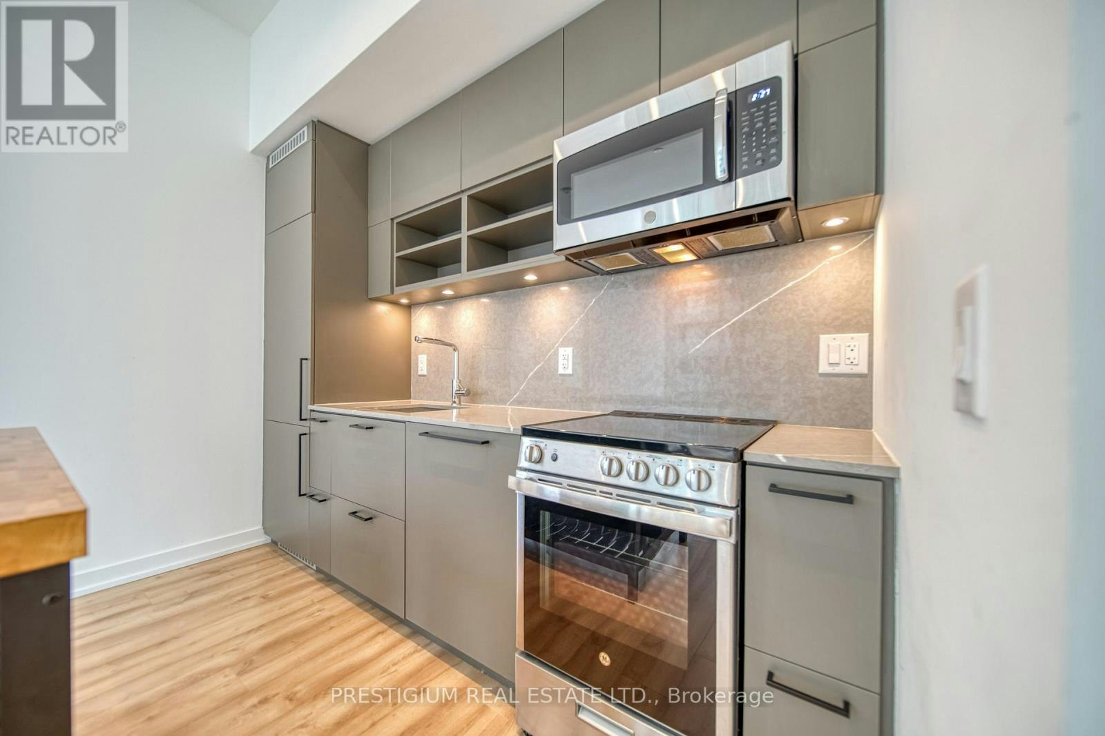 808-135 Liberty Street EAST, Toronto, ON, M6K 0G7 - 8