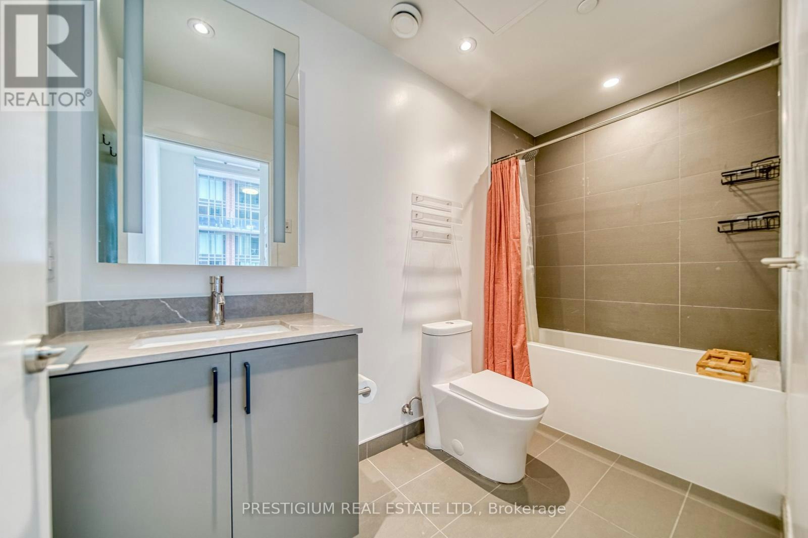 808-135 Liberty Street EAST, Toronto, ON, M6K 0G7 - 17