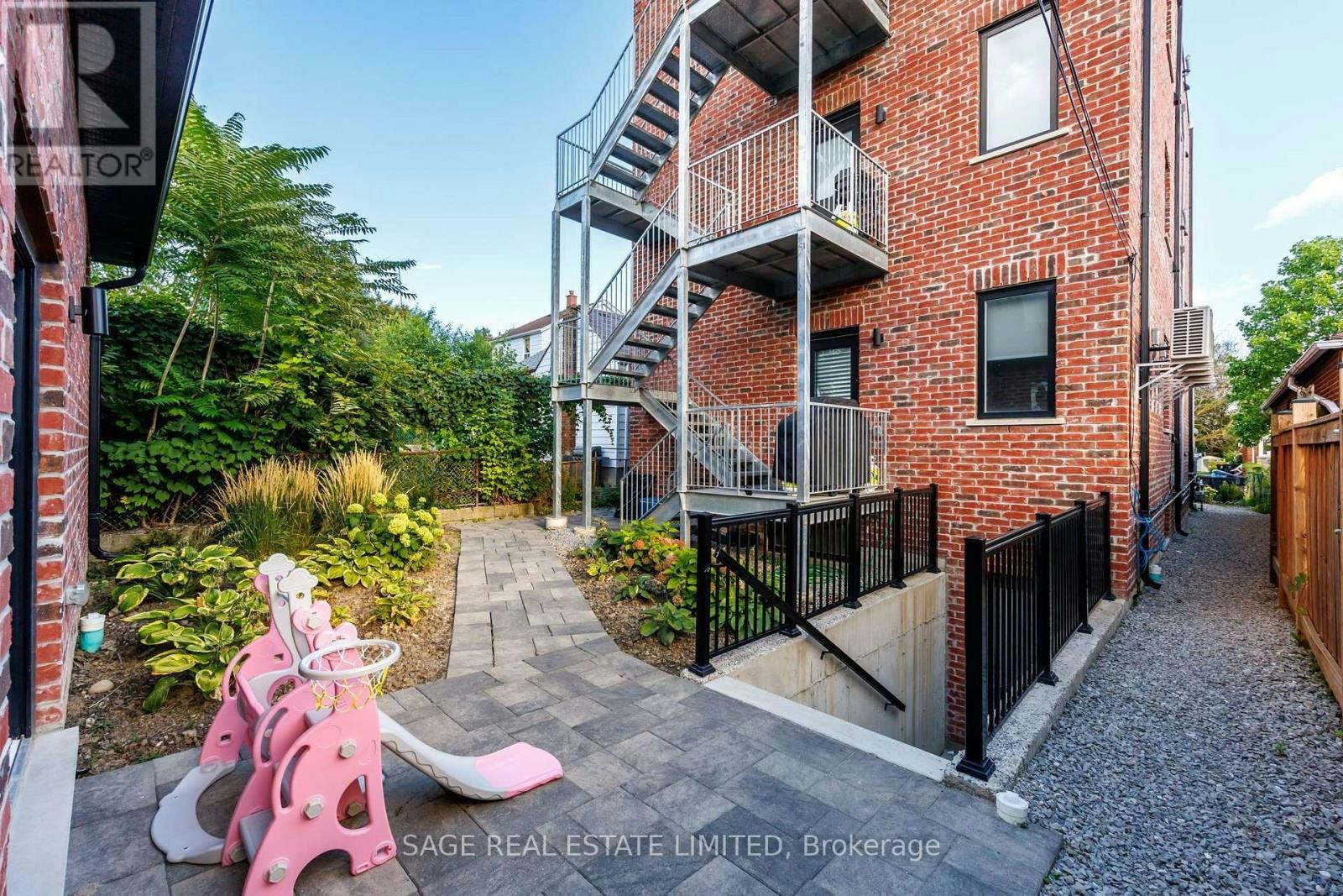 LOWER-182 Cameron Avenue, Toronto, ON, M6M 1R7 - 21