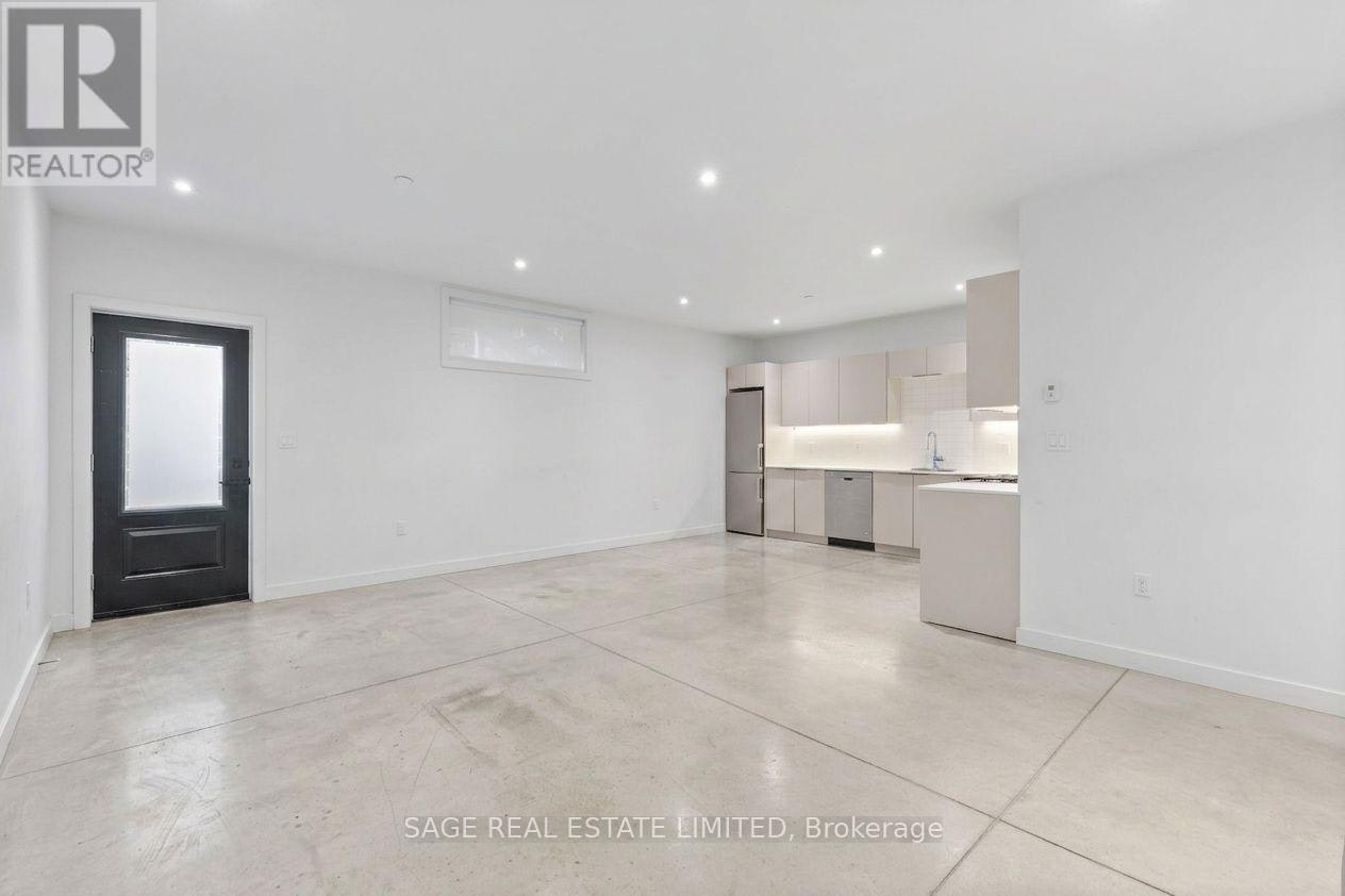 LOWER-182 Cameron Avenue, Toronto, ON, M6M 1R7 - 9