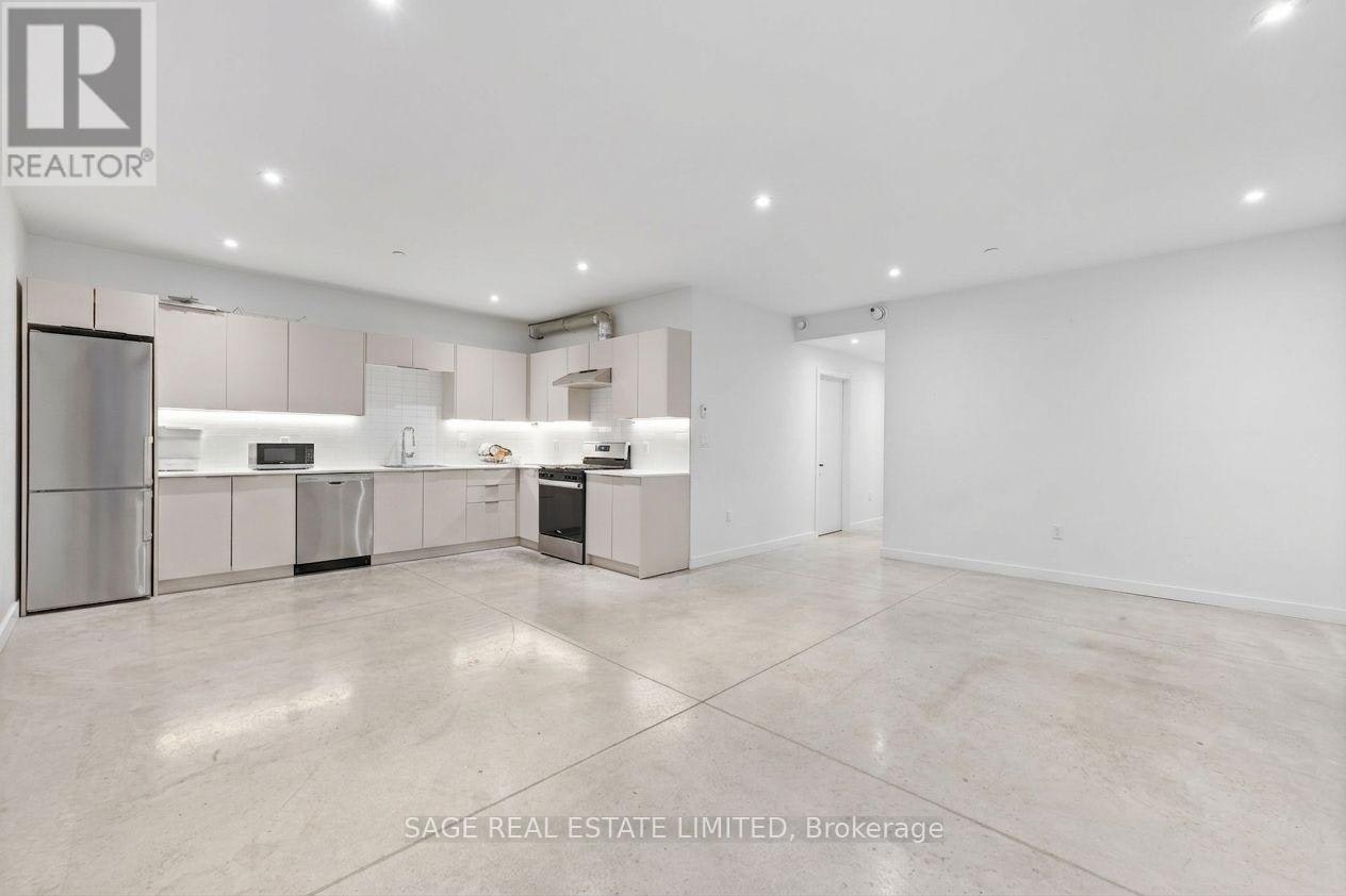 LOWER-182 Cameron Avenue, Toronto, ON, M6M 1R7 - 4