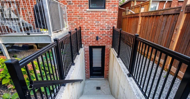 LOWER-182 Cameron Avenue, Toronto, ON, M6M 1R7 - 20