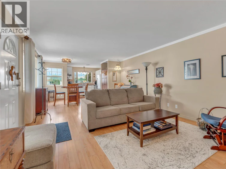54-999 Burnaby Avenue, Penticton, BC, V2A 1G7 - 4