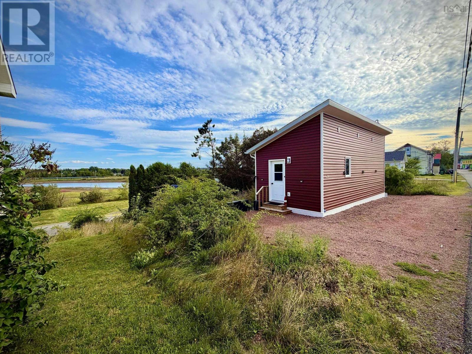 94 Spring Street, Parrsboro, NS, B0M 1S0