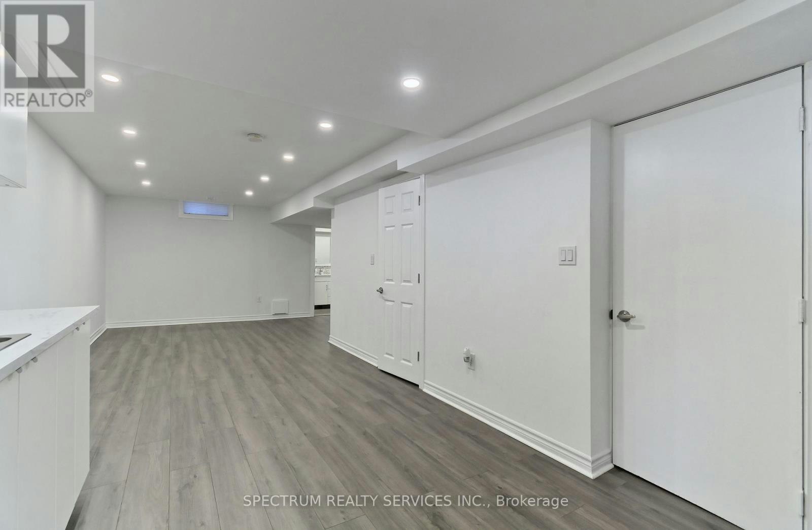 BSMT-22 Lanterna Crescent, Vaughan, ON, L4H 1B8 - 6