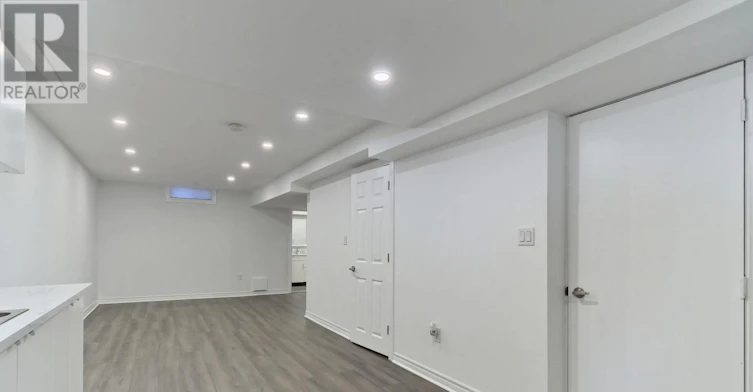 BSMT-22 Lanterna Crescent, Vaughan, ON, L4H 1B8 - 6