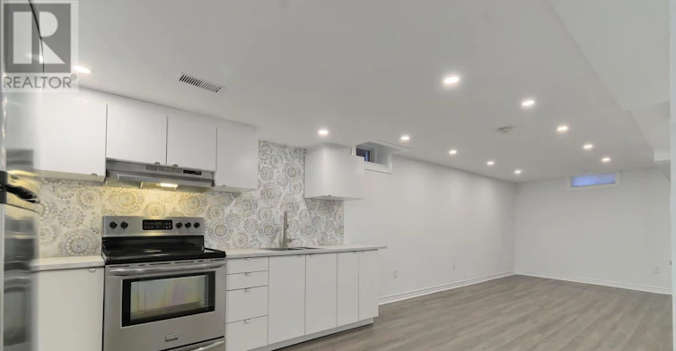 BSMT-22 Lanterna Crescent, Vaughan, ON, L4H 1B8 - 5