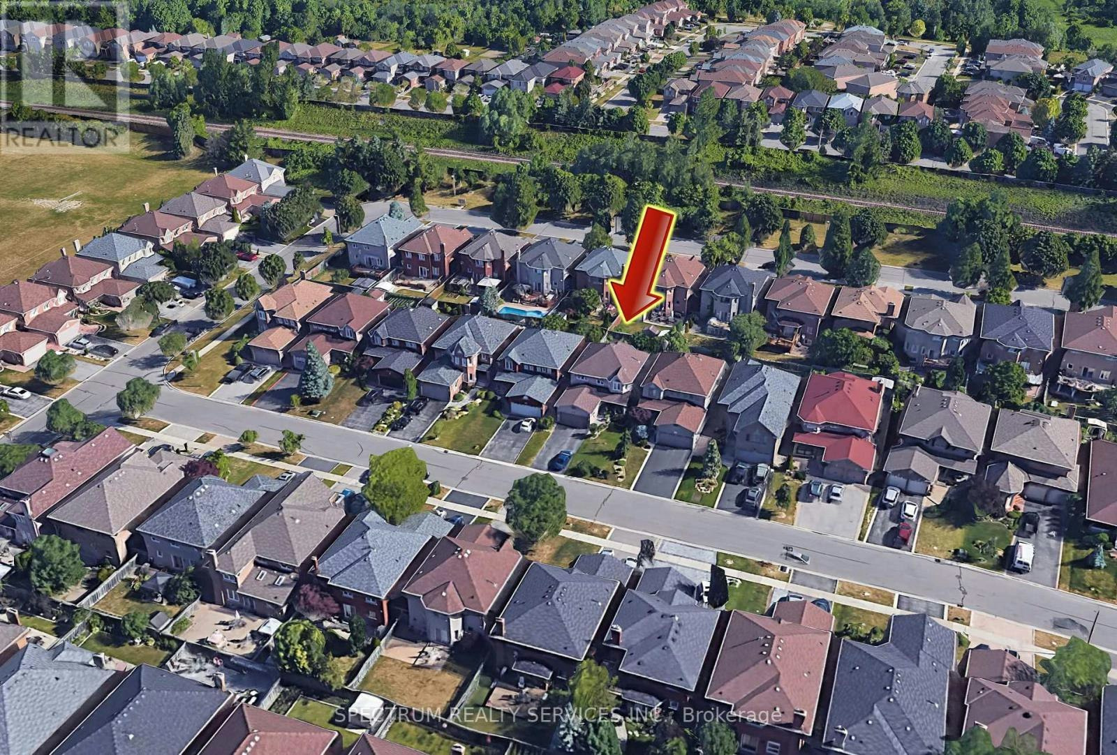 BSMT-22 Lanterna Crescent, Vaughan, ON, L4H 1B8 - 2