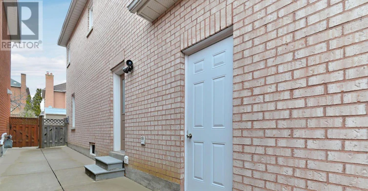 BSMT-22 Lanterna Crescent, Vaughan, ON, L4H 1B8 - 3
