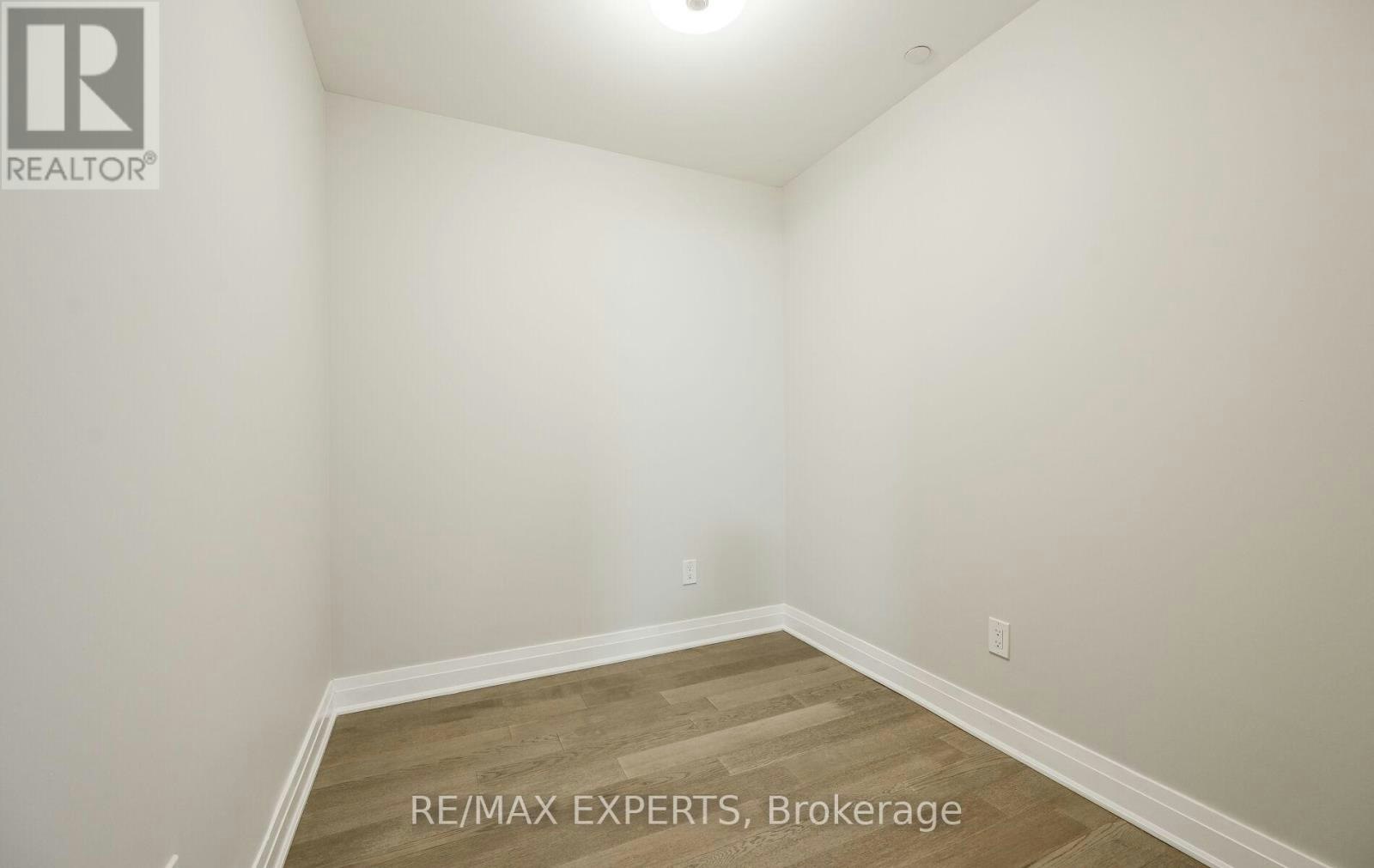 211-95 Dundas Street W, Oakville, ON, L6M 5N4 - 28