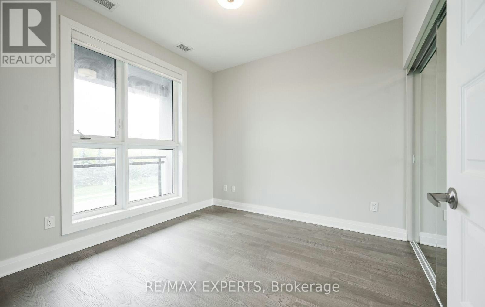 211-95 Dundas Street W, Oakville, ON, L6M 5N4 - 24