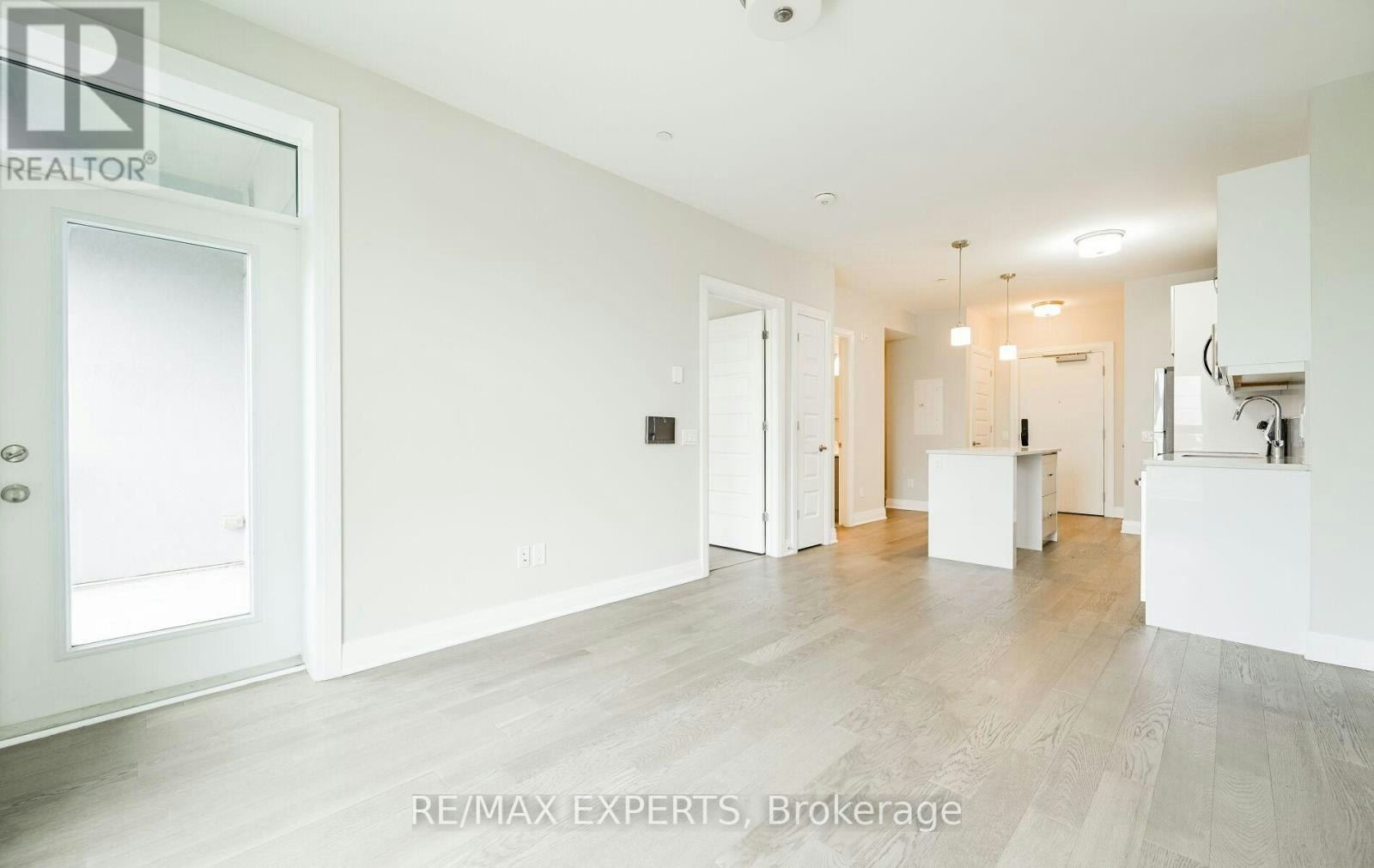 211-95 Dundas Street W, Oakville, ON, L6M 5N4 - 18