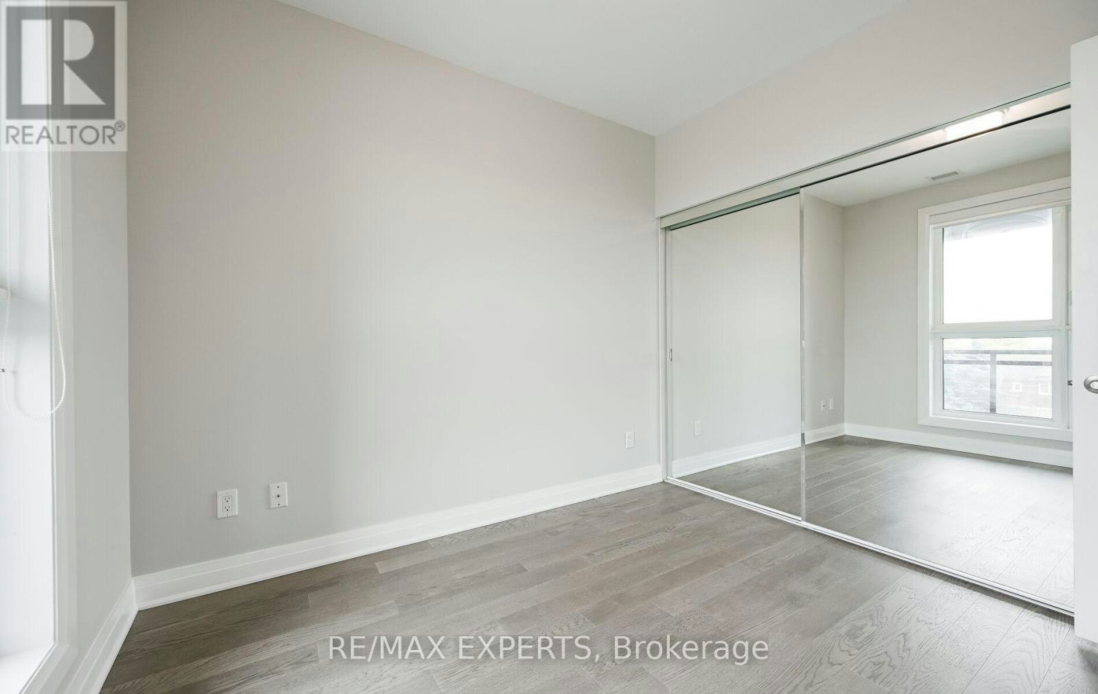 211-95 Dundas Street W, Oakville, ON, L6M 5N4 - 26