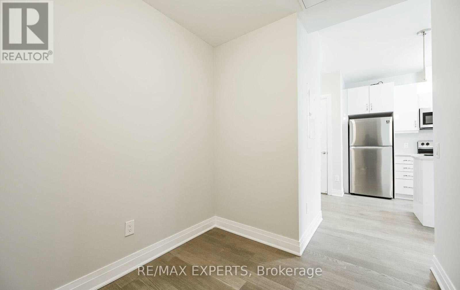 211-95 Dundas Street W, Oakville, ON, L6M 5N4 - 30