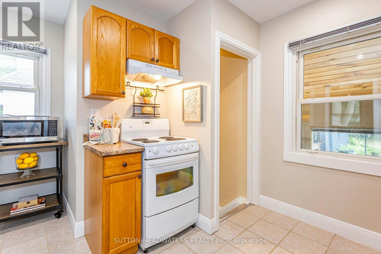 9 Forward Avenue, London, ON, N6H 1B5 - 7
