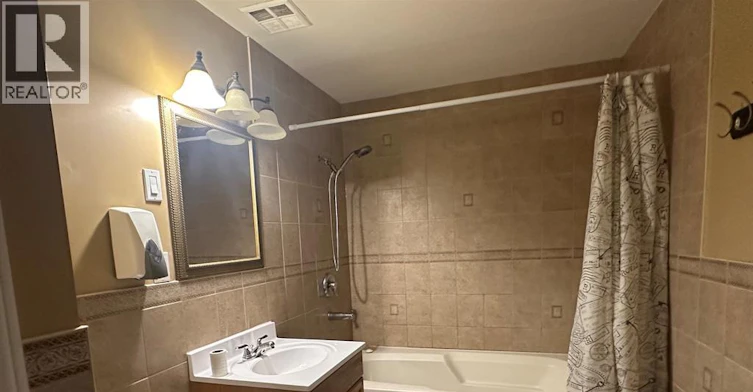 4360 Howard Avenue, Windsor, ON, N9G 1P4 - 6