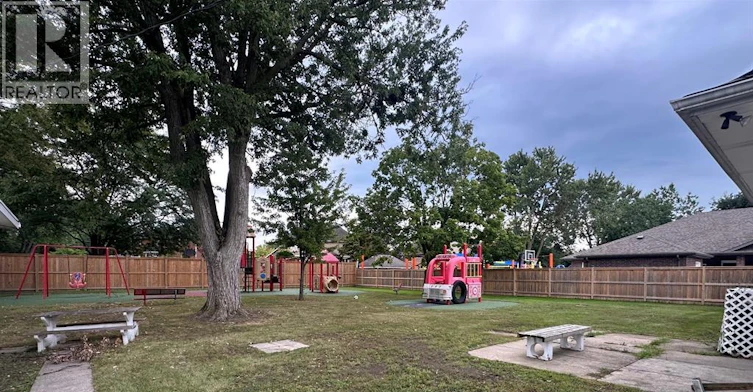 4360 Howard Avenue, Windsor, ON, N9G 1P4 - 11