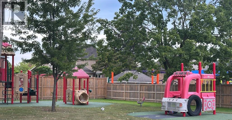 4360 Howard Avenue, Windsor, ON, N9G 1P4 - 12