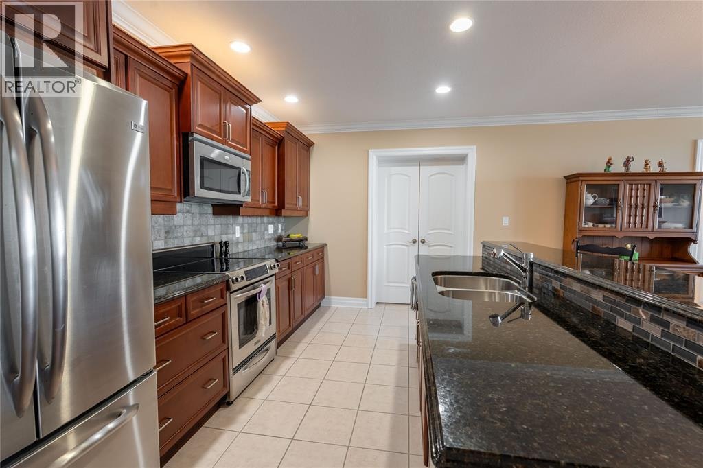 705-350 Front Street, Sarnia, ON, N7T 0A1 - 8