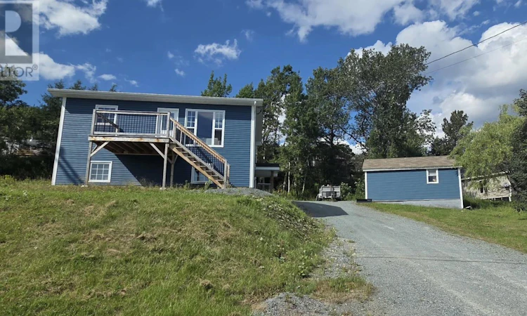6 Barn Hill Road