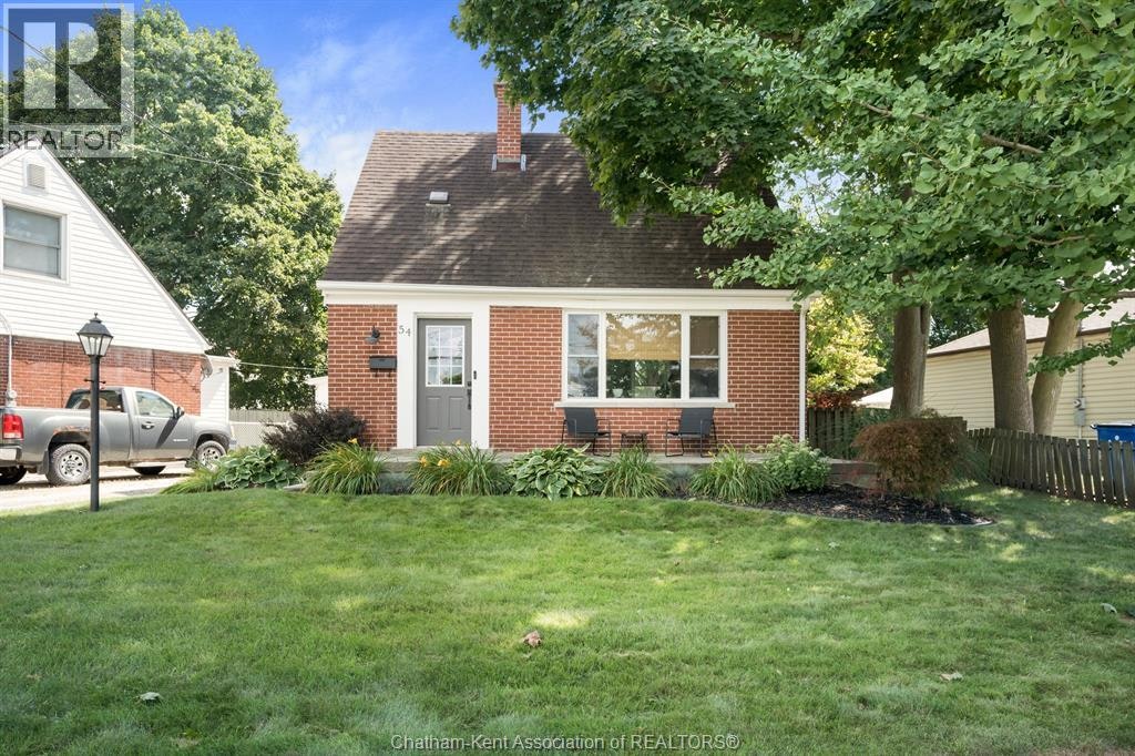 54 Sunnyside Avenue, Chatham-Kent, ON, N7M 1Z7
