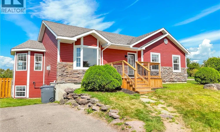 33 Hallihan Drive