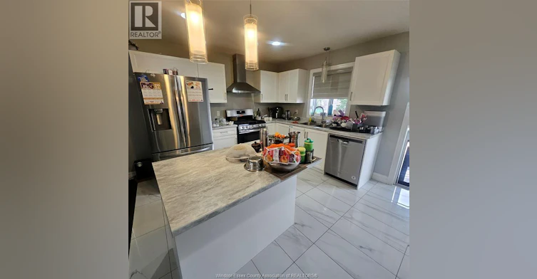 UPPER-1552 Harrison Street, Lasalle, ON, N9H 0E9 - 8