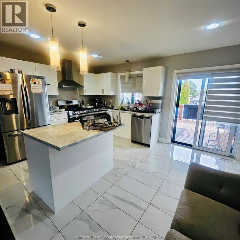 UPPER-1552 Harrison Street, Lasalle, ON, N9H 0E9 - 7