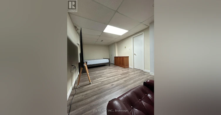 MASTER Bedroom Aa Bsmt 3 Butterfield Dr Drive, Toronto, ON, M3A 2L9 - 7