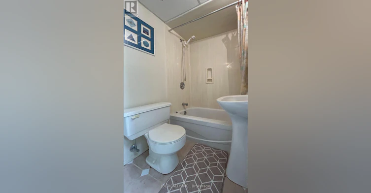 MASTER Bedroom Aa Bsmt 3 Butterfield Dr Drive, Toronto, ON, M3A 2L9 - 2
