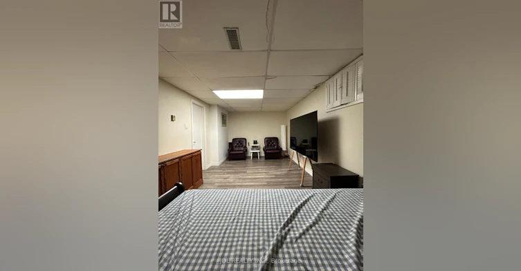 MASTER Bedroom Aa Bsmt 3 Butterfield Dr Drive, Toronto, ON, M3A 2L9 - 4