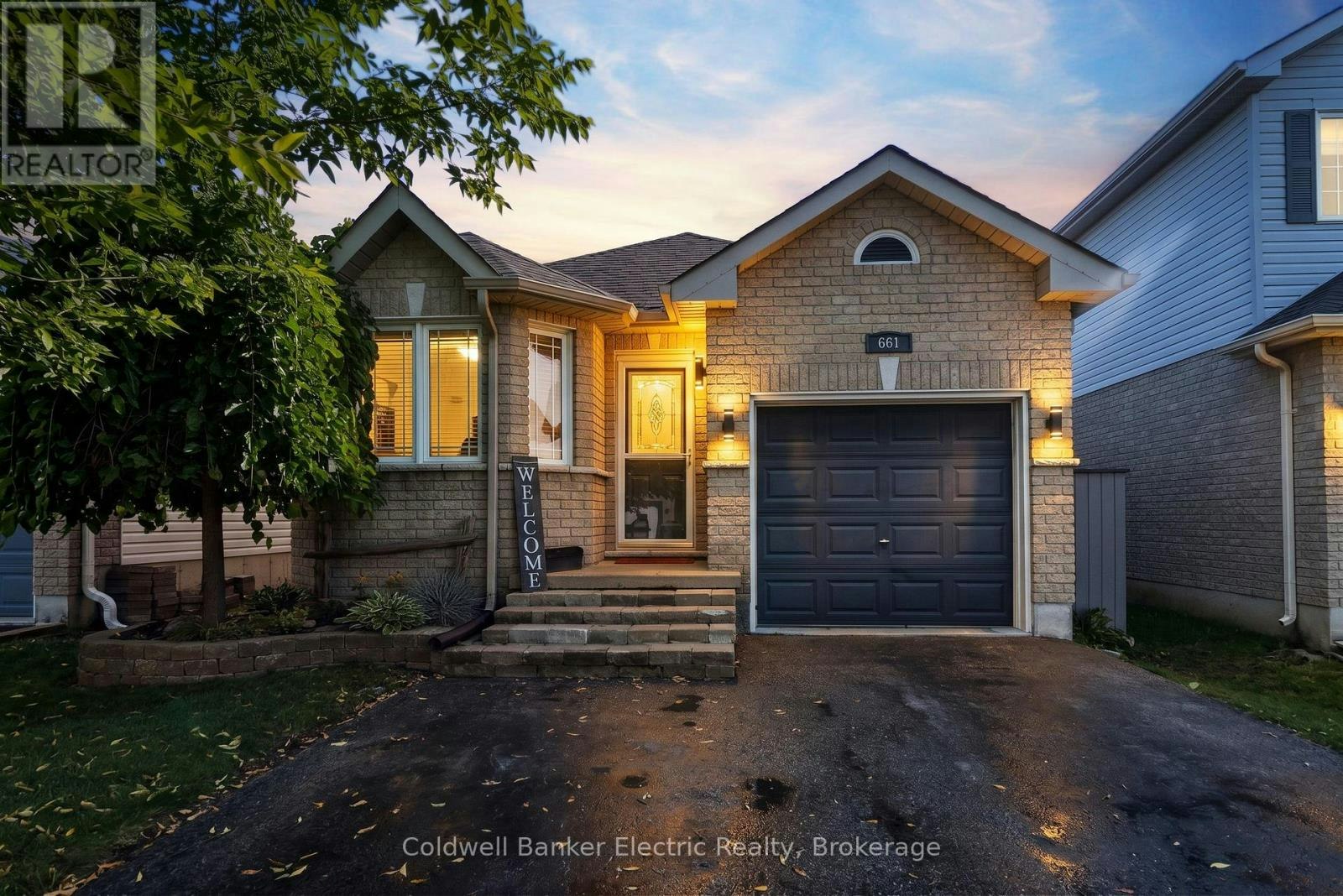 661 Clancy Crescent, Peterborough, ON, K9K 2S3