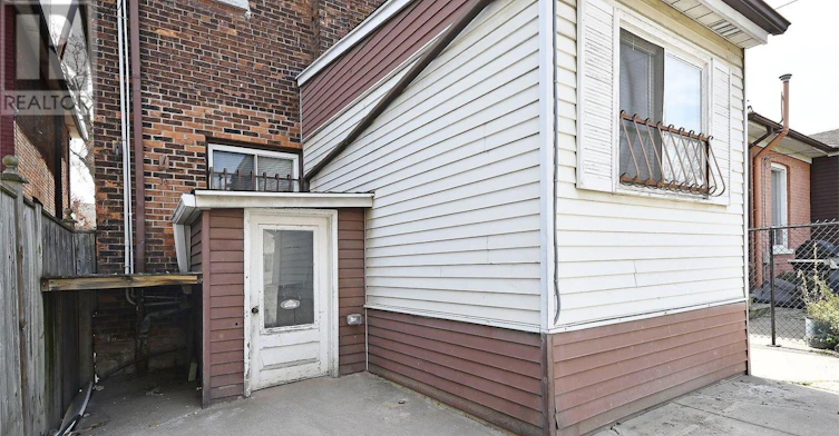 LOWER-47 Emerald Street N, Hamilton, ON, L8L 5K2 - 2