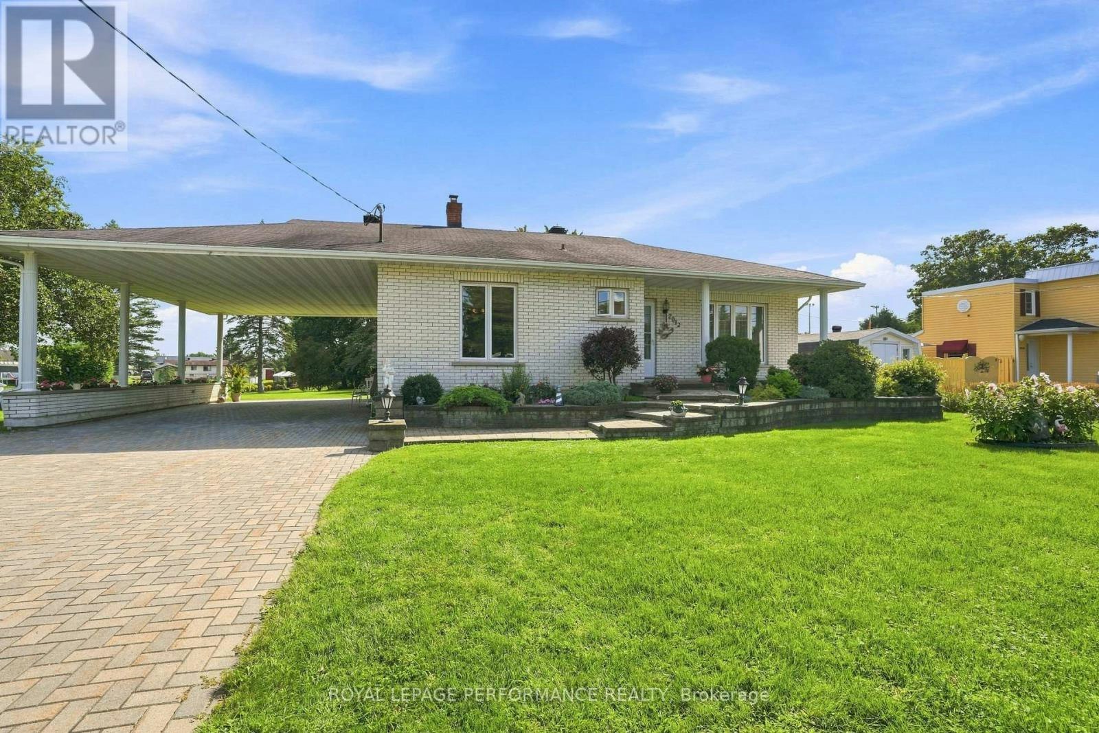 2012 Lajoie Street, Alfred, ON, K0B 1J0