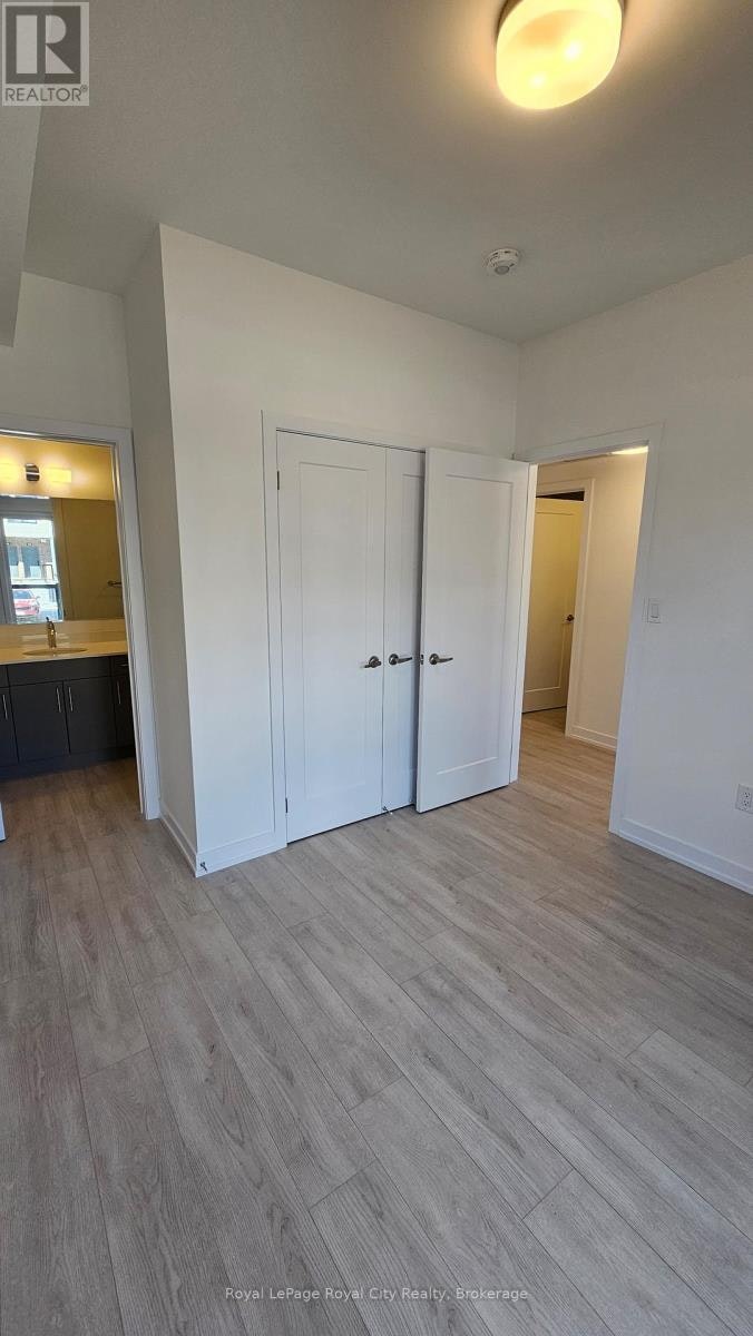 64-42 Lowes Road W, Guelph, ON, N1G 0H6 - 13
