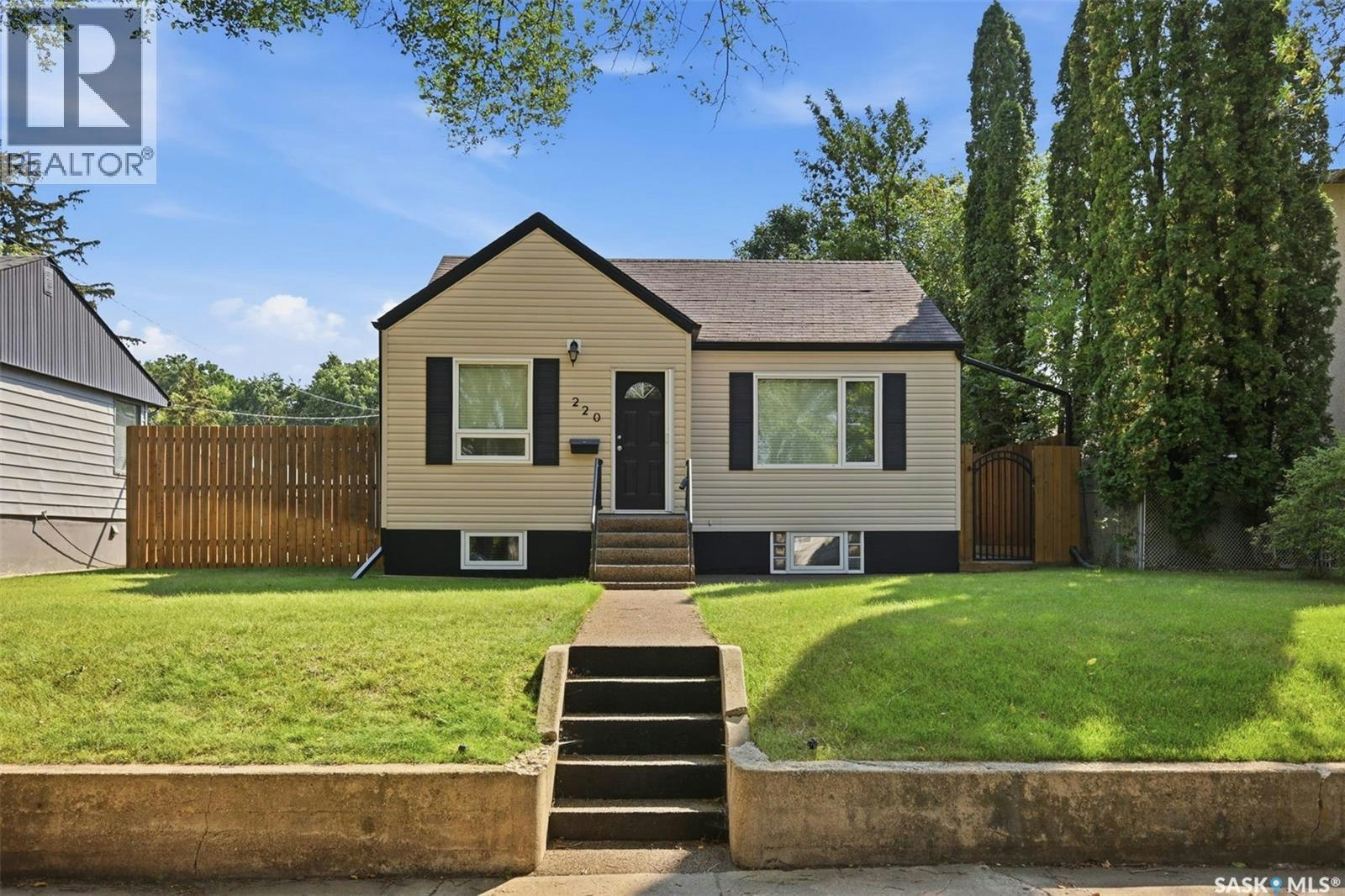 220 3rd Street E, Saskatoon, SK, S7H 1L3