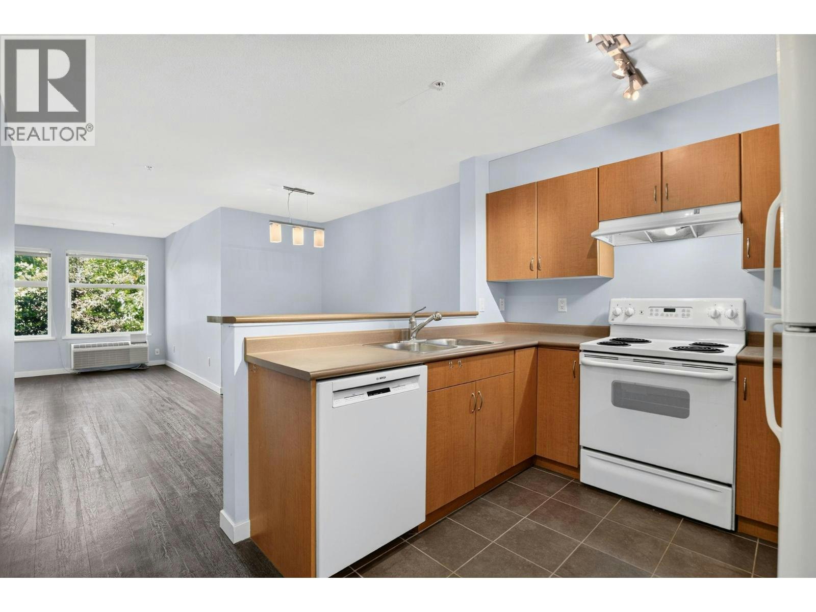 206-555 Yates Road, Kelowna, BC, V1V 2V2 - 13