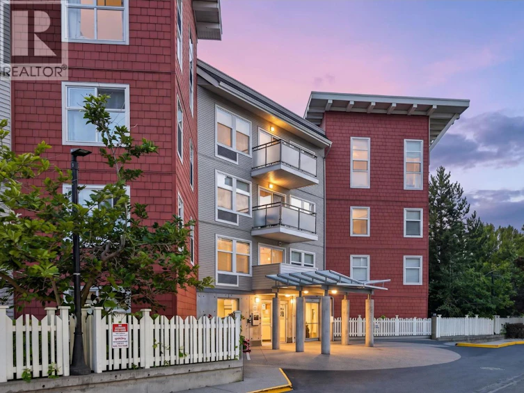 206-555 Yates Road, Kelowna, BC, V1V 2V2 - 2