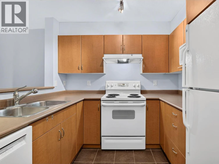 206-555 Yates Road, Kelowna, BC, V1V 2V2 - 12