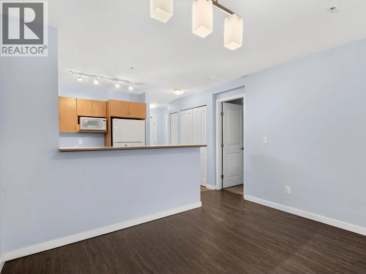 206-555 Yates Road, Kelowna, BC, V1V 2V2 - 8