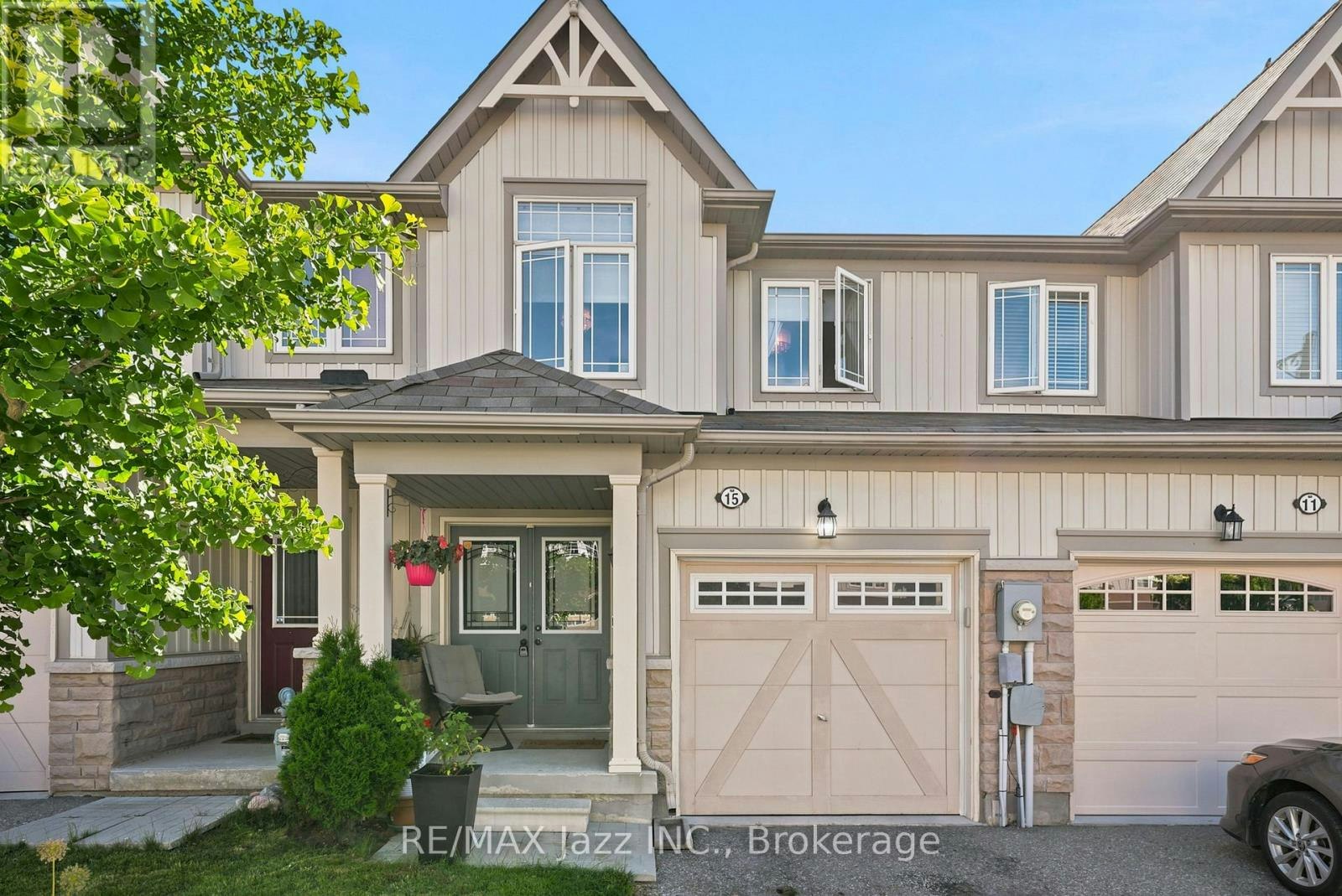 15 Farmstead Drive, Clarington, ON, L1C 0K9