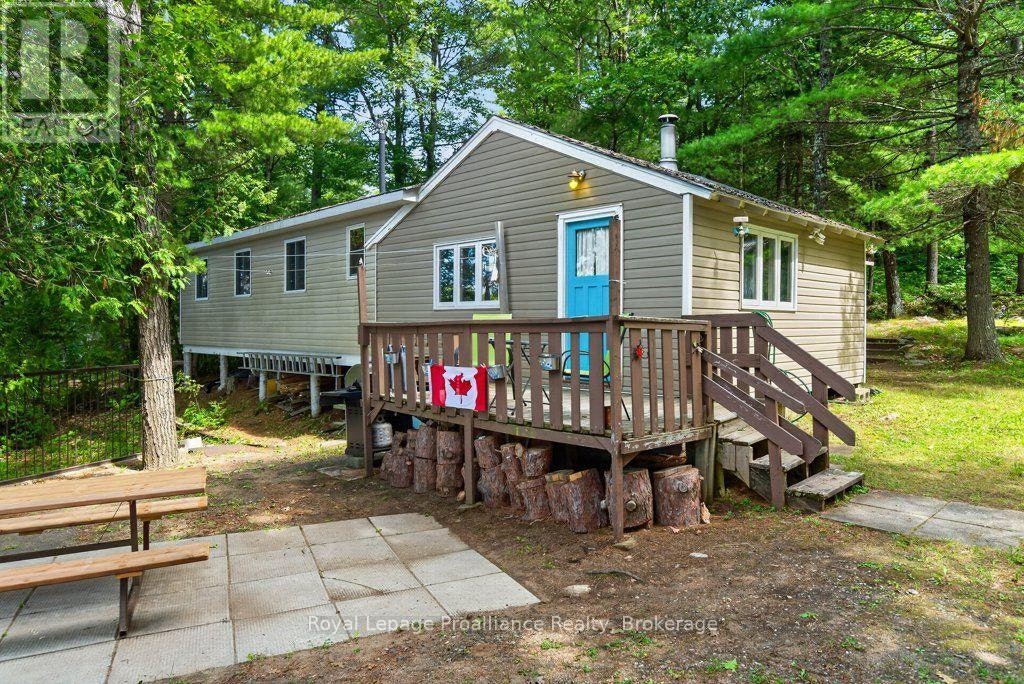 1138 Helen Lane, North Frontenac, ON, K0H 2E0