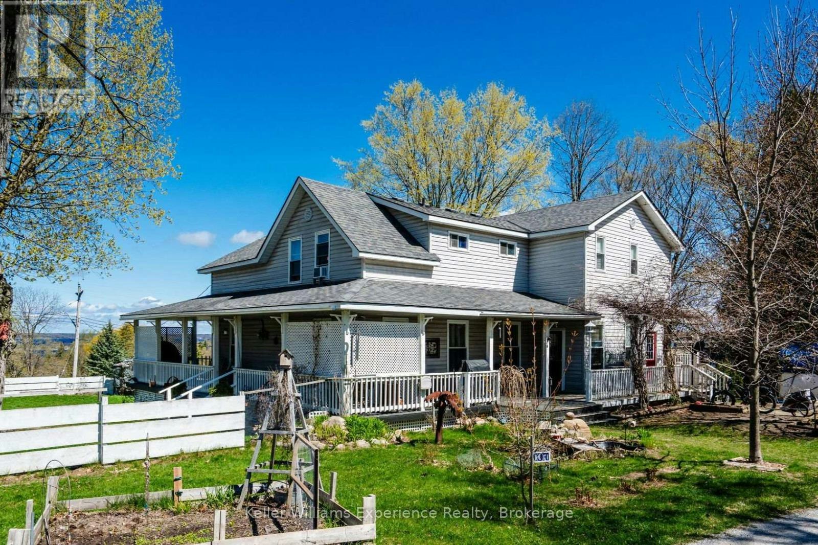 107 Pine Street, Tay, ON, L0K 2C0