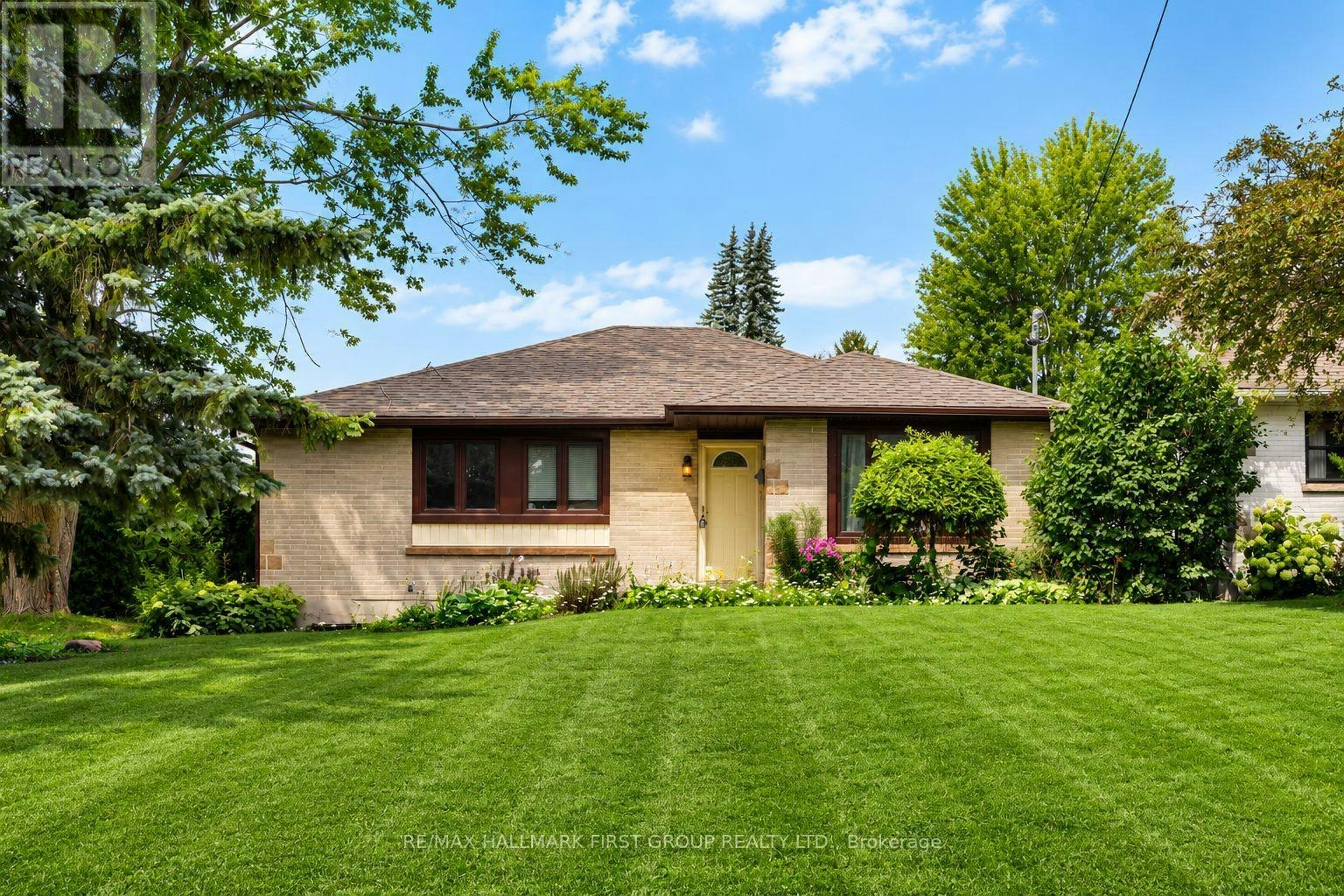 180 Sherwood Avenue, Oshawa, ON, L1G 3L8