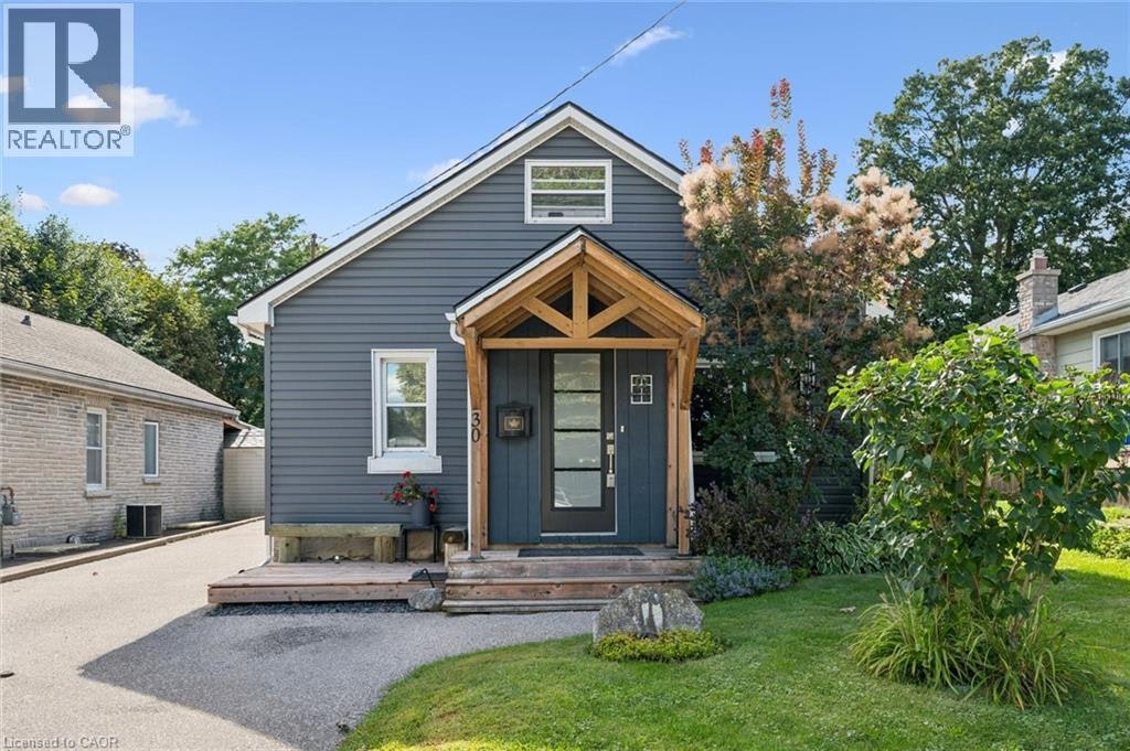 30 Chalmers Street S, Cambridge, ON, N1R 5B2