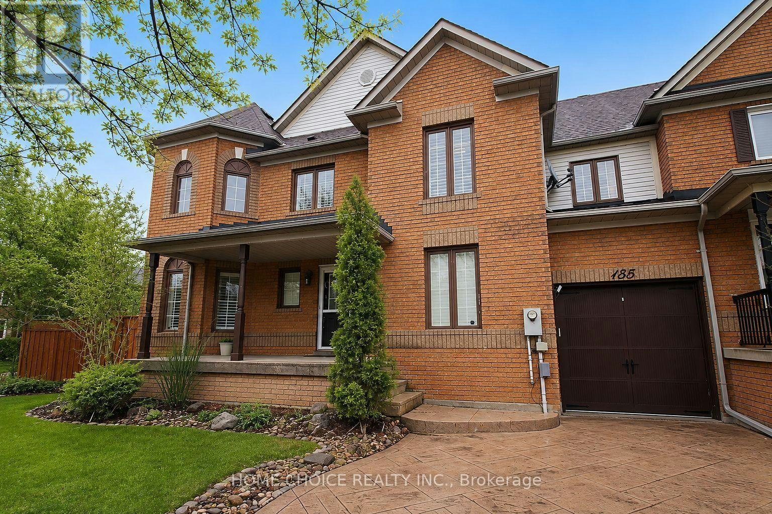 155 Hollandview Trail, Aurora, ON, L4G 7J2